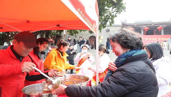 【我們的節(jié)日·拗九節(jié)】“有福之‘粥’傳孝道 醉美榕城揚(yáng)新風(fēng)”——倉(cāng)山區(qū)開(kāi)展2025年“我們的節(jié)日·拗九節(jié)”福州市主場(chǎng)倉(cāng)山專(zhuān)場(chǎng)活動(dòng)